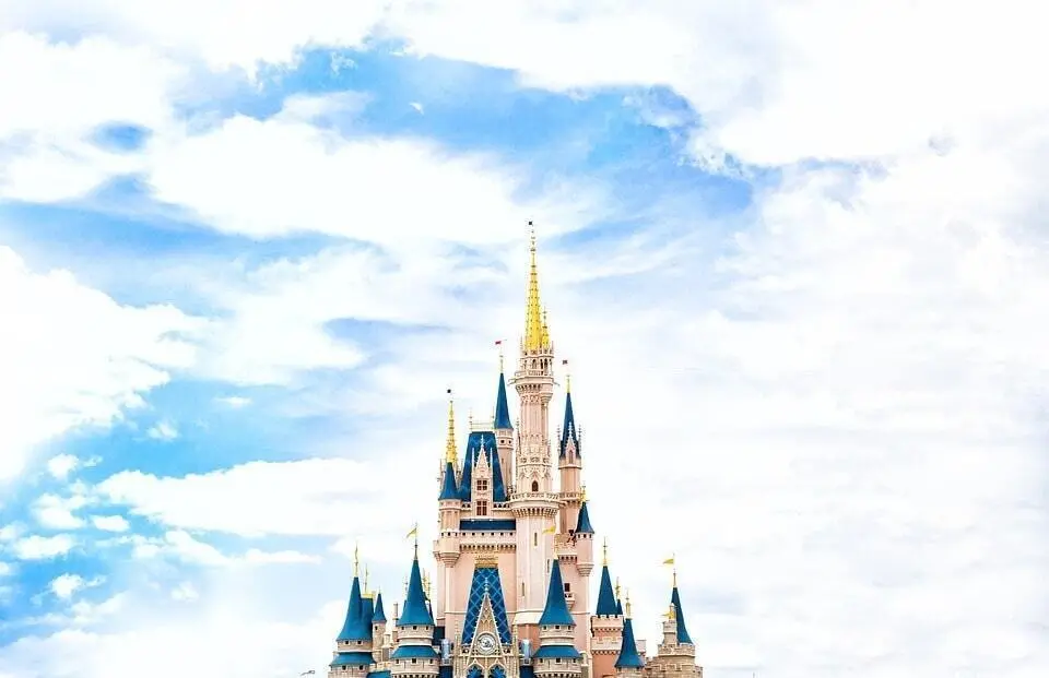 Disney min