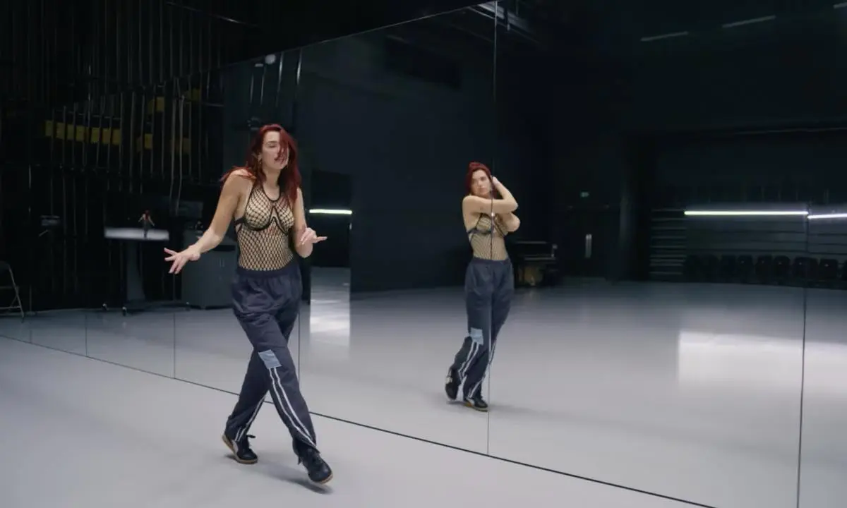 Dua Lipa regresa con su magica cancion Houdini