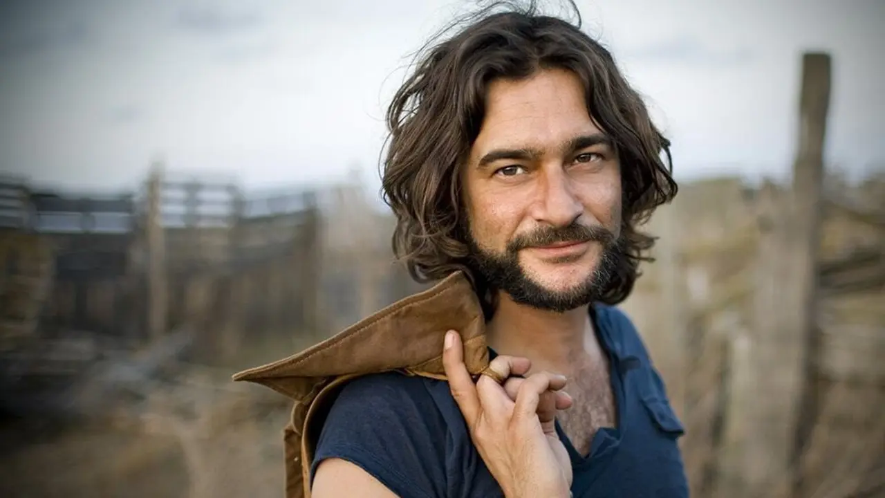 Nuevo disco y gira de Quique Gonzalez en 2016 min