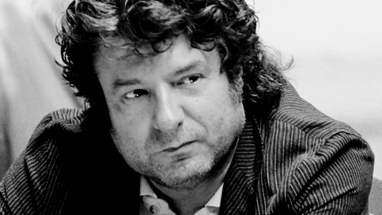 Nace un movimiento para que la estaci&oacute;n de trenes se llame Enrique Morente.