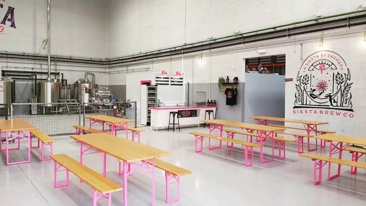 TAP ROOM