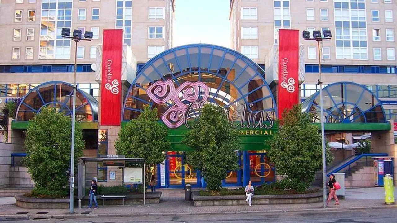 Centro comercial Camelias
