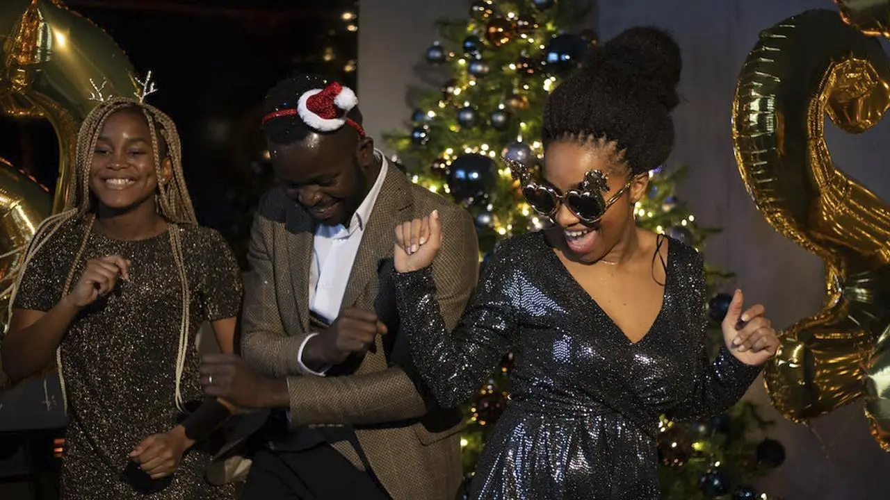 Las 5 canciones que no deben faltar en ninguna fiesta de Navidad