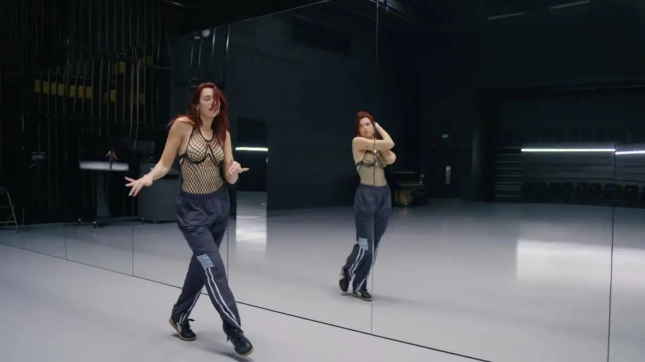 Dua Lipa regresa con su magica cancion Houdini