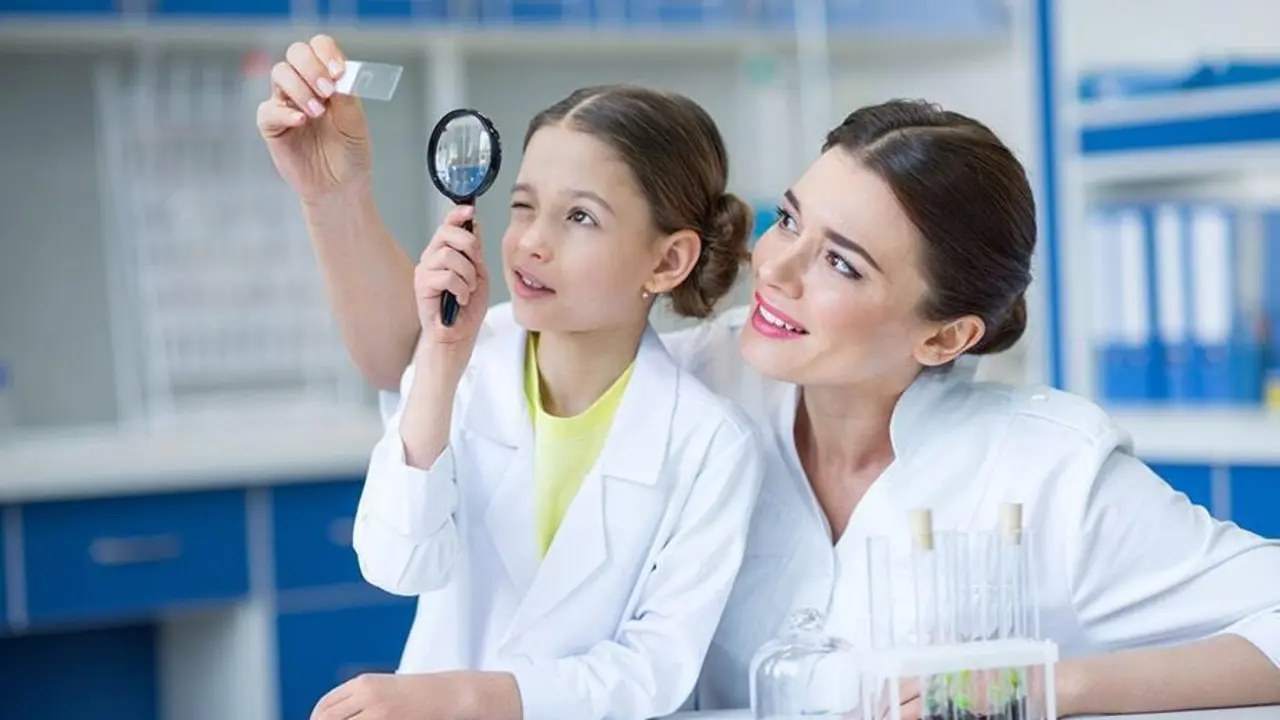 Semana Mujer y Ciencia Burgos 2024 min