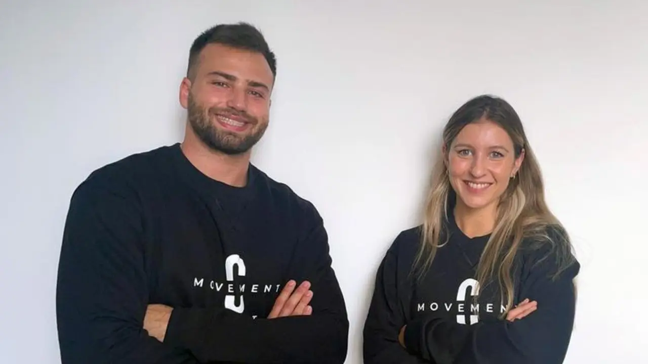 C Movement Project Carlos y Carla portada