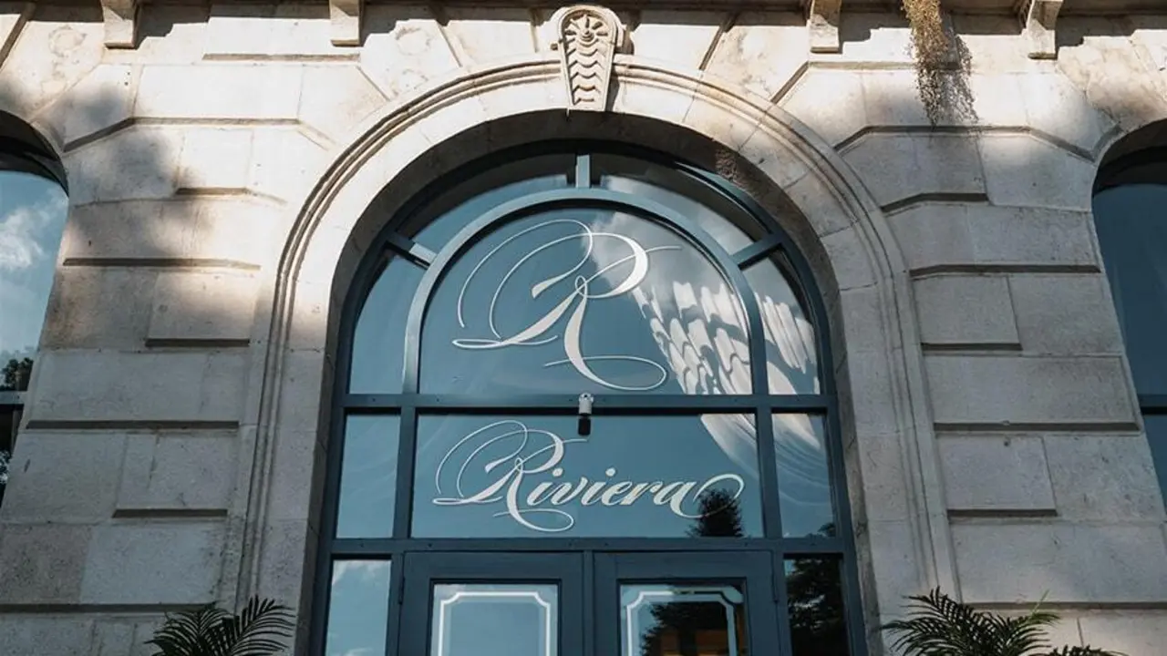 Riviera Burgos min
