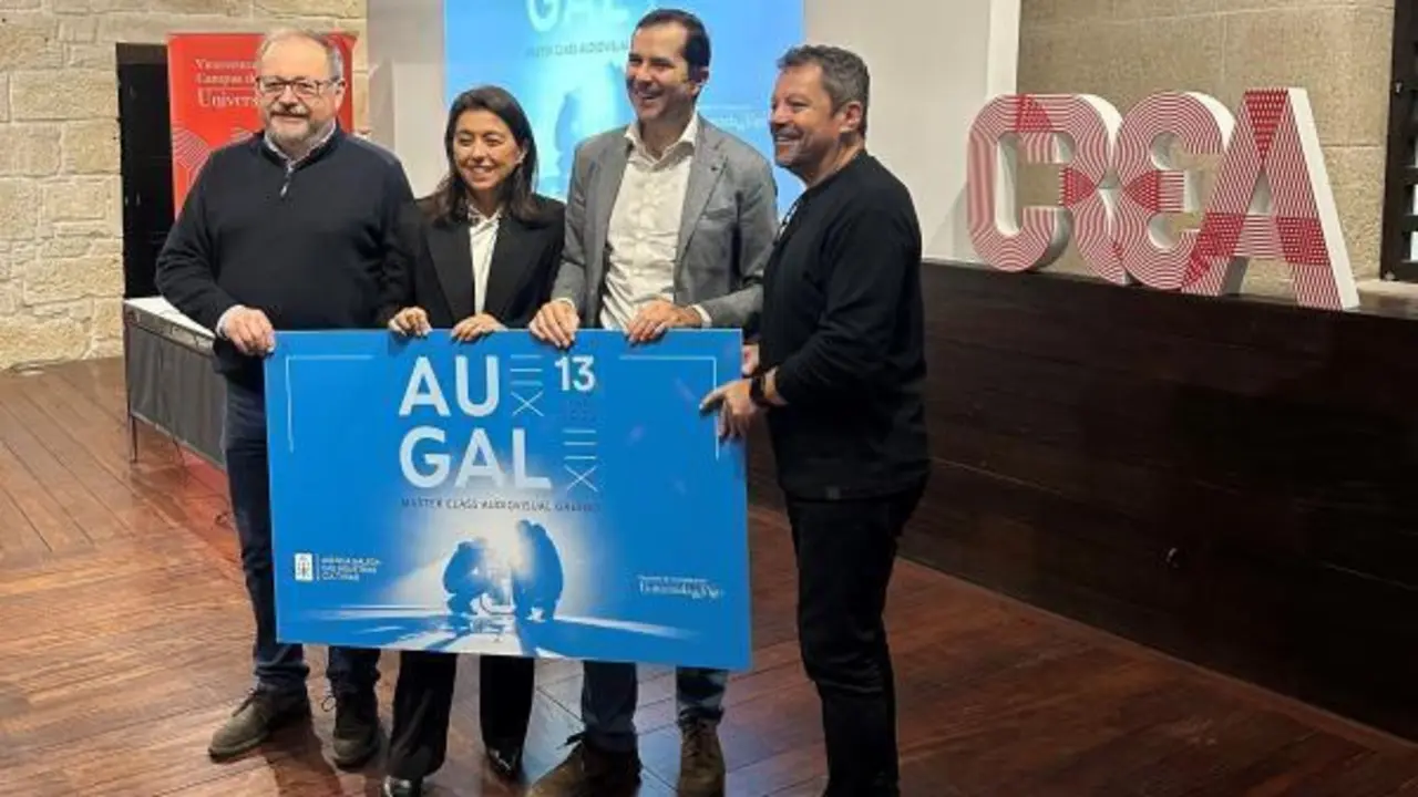 Proyecci&oacute;n Paxaros voando Uvigo