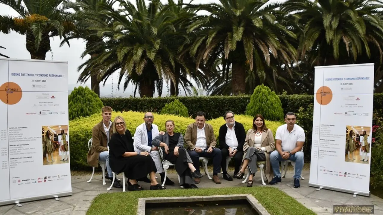 Cartel y programa de Santander Slow Fashion 2025