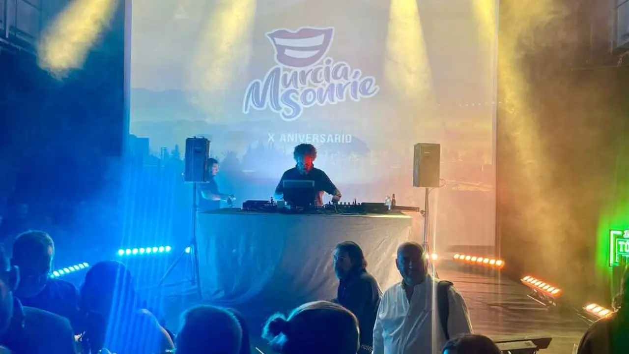 X Aniversario de Murcia Sonríe Carlos Jean