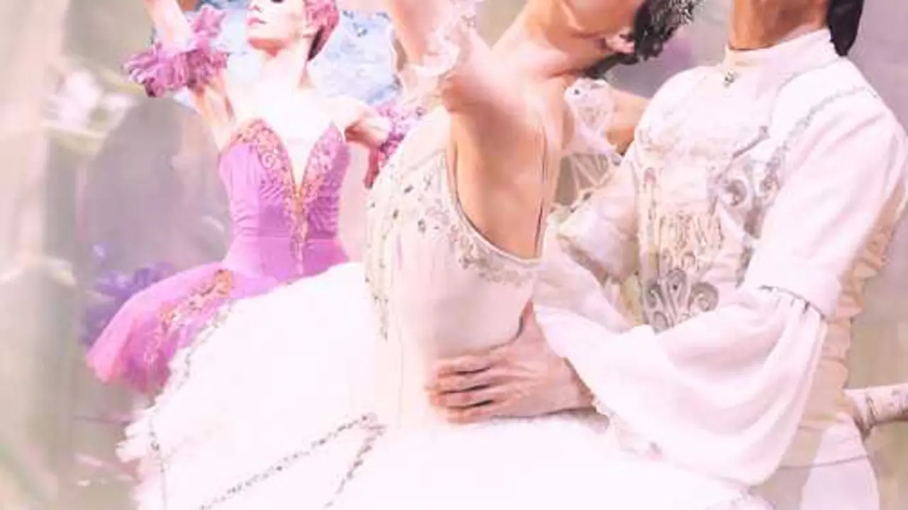 BELLA durminte-Molina-ballet