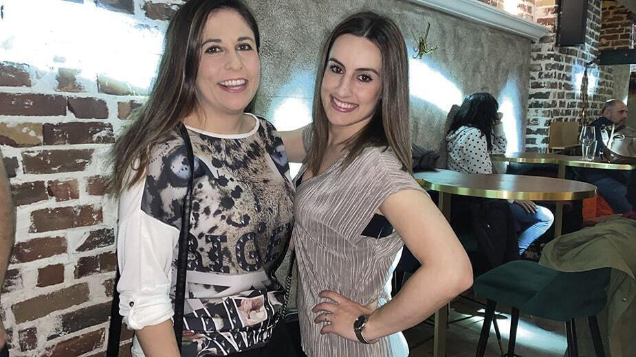 6 Diana y Cris min