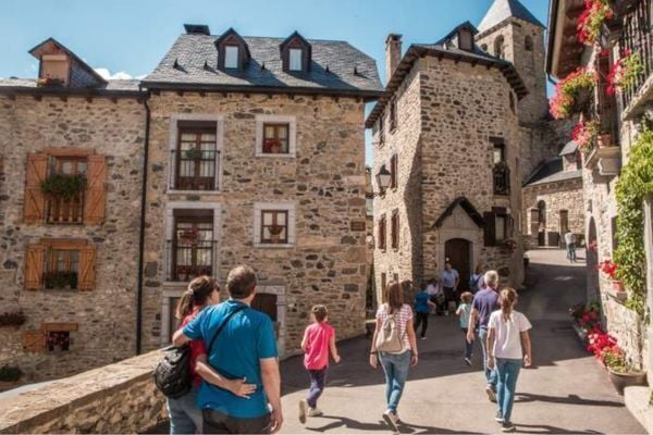 Lanuza. Los 10 pueblos más bonitos de Huesca. Lanuza. Los 10 pueblos más bonitos de Huesca.