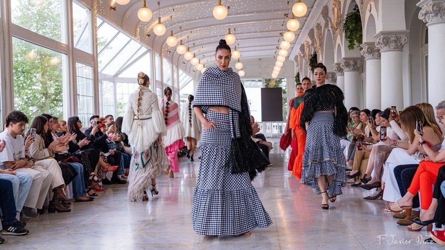 Moda Norte 2025 Desfile Anna Cuevas María Clara García 1
