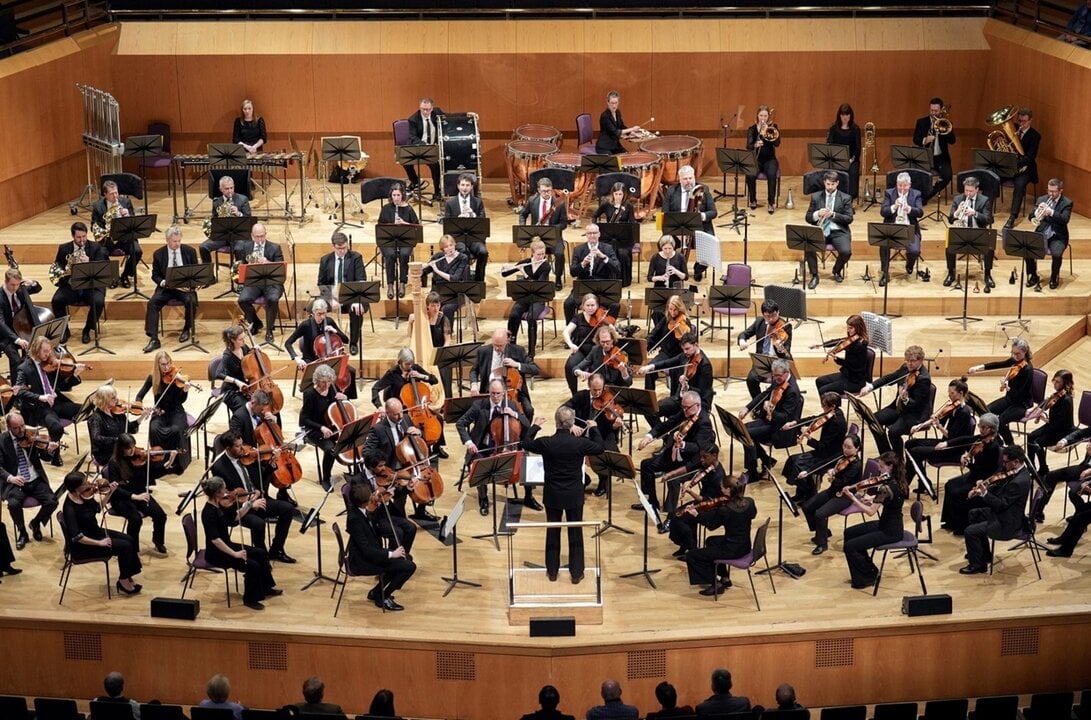 Halle_Orchestra_Homepage_Mar2023_Credit_Bill_Lam_The_Halle