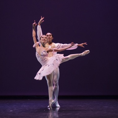 Ballet de Carmen Roche, TimeLess de Petipa a Nacho Duato en el 55 Festival Internacional de Música y Danza Cueva de Nerja