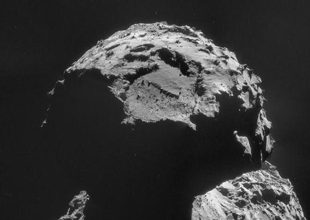 Conferencia. Mensajeros del espacio: Los cometas y la misión Rosetta.
