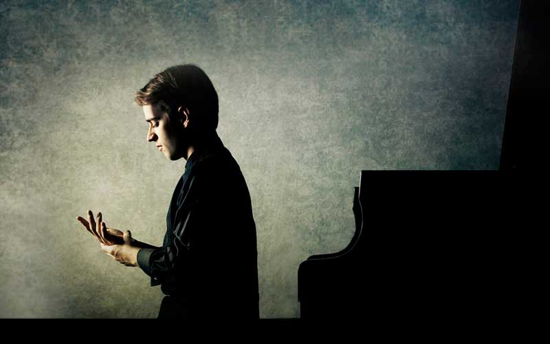 Concierto de Jóvenes Maestros con Luis Grané al Piano