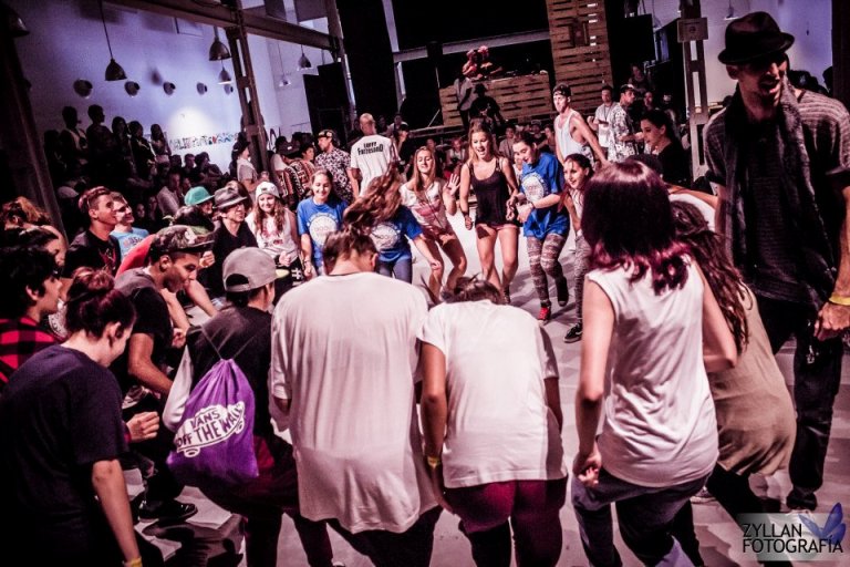 Freestyle- Hip Hop, clases continuadas en Simia Espacio de Vigo
