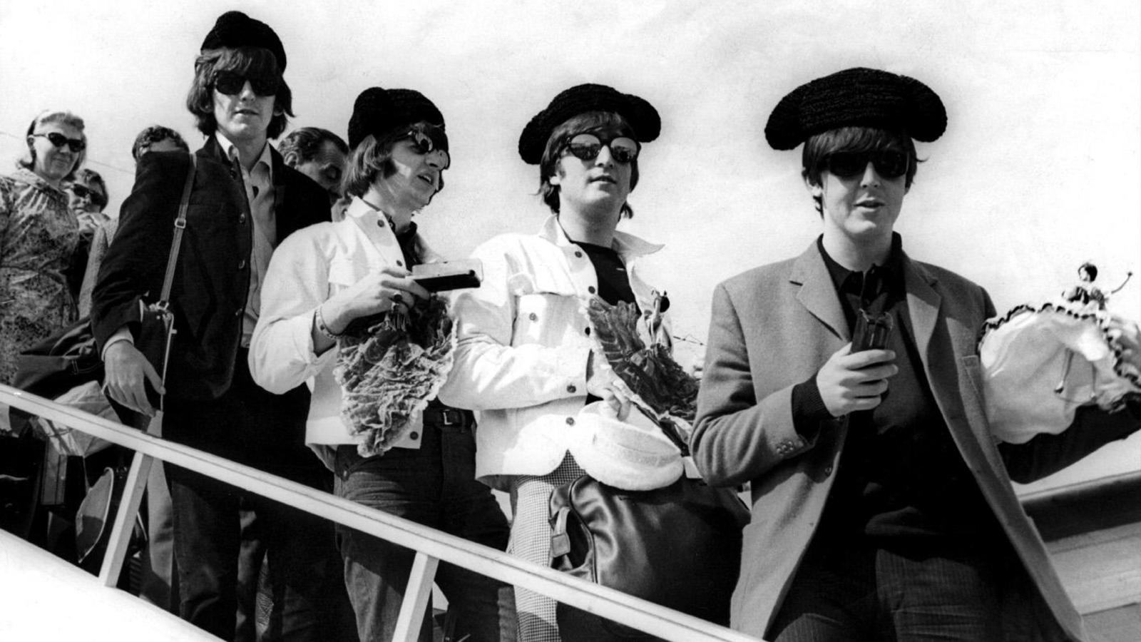 Atarfe acoge la exposición con material inédito ‘El Legado de los Beatles’