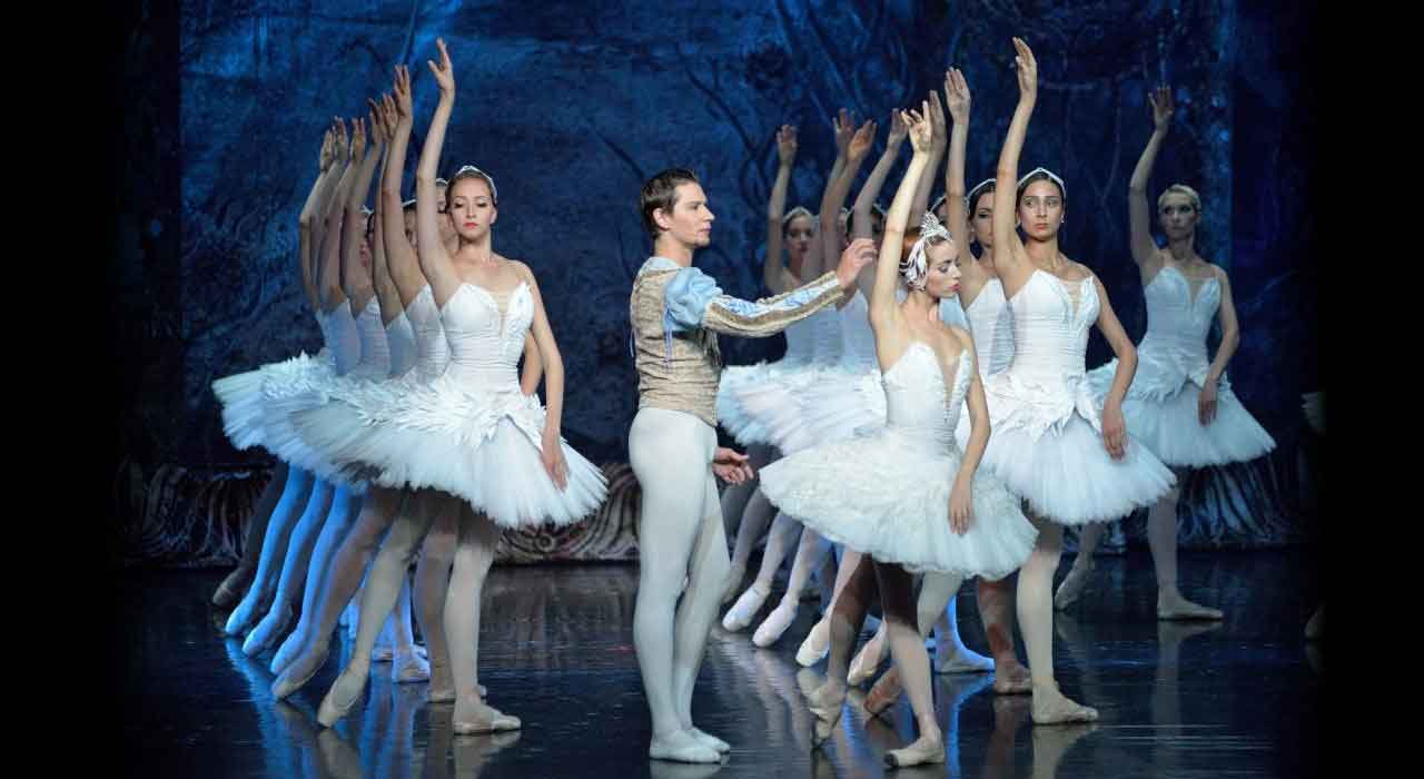 El Lago de los Cisnes del Ballet Imperial Ruso en Sevilla