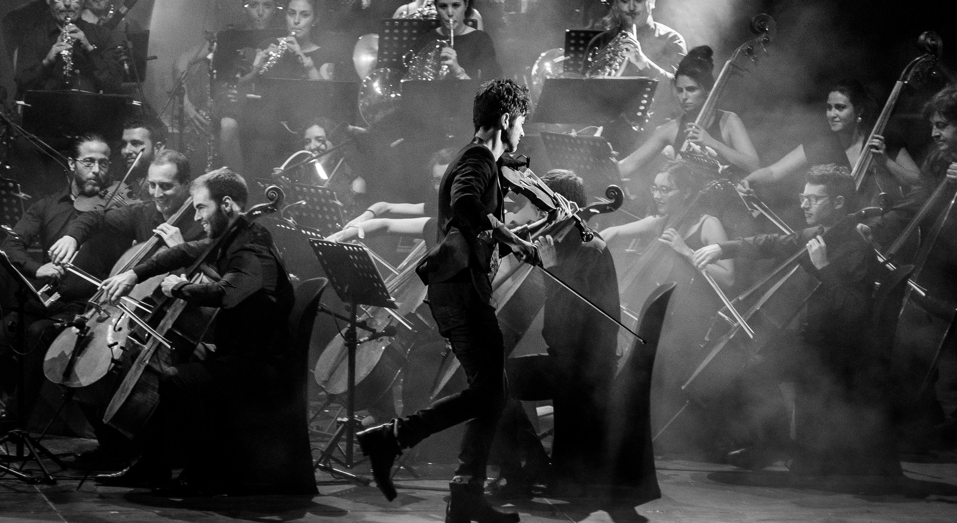 El espectáculo Moonlight Symphony se presenta en el auditorio Box Cartuja de Sevilla