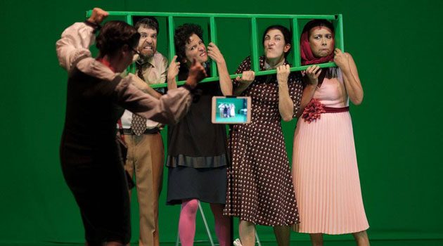 Celebración, teatro de sátira social y política en Pontevedra