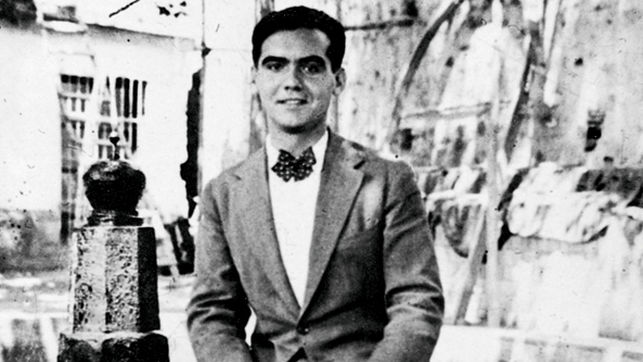 Archivo fotográfico de Lorca en la Fuente de las Batallas