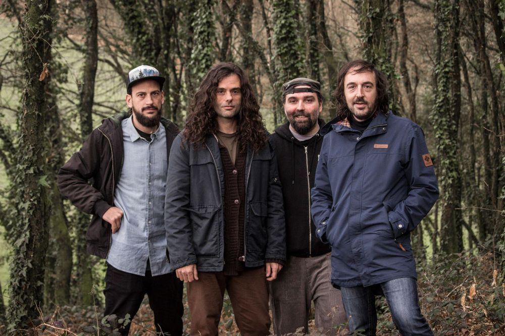 Holywater presenta su disco «Arboreal» en Pontevedra