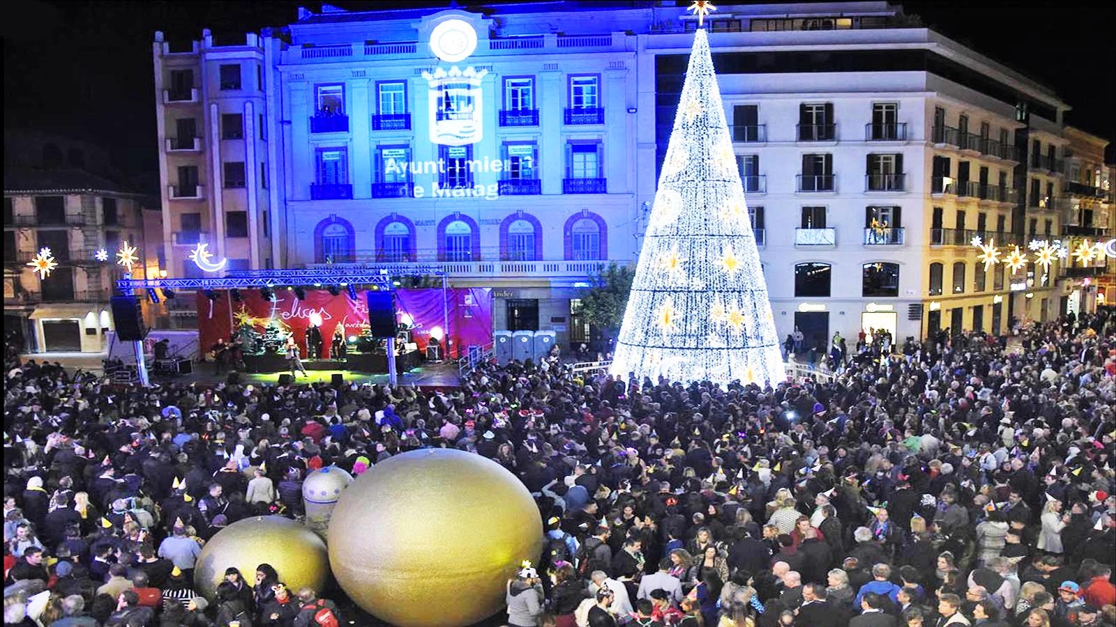 Campanadas, espectáculos, uvas, cotillón y orquesta en la Nochevieja 2019 en la Plaza de la Constitución de Málaga