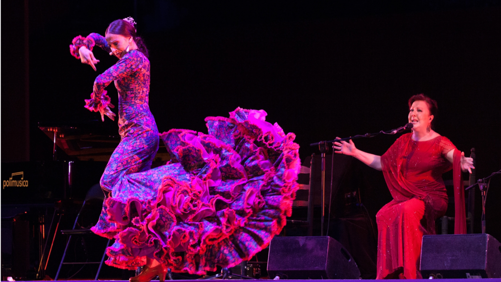 Carmen Linares presenta 40 años de Flamenco en el Teatro Cervantes de Málaga
