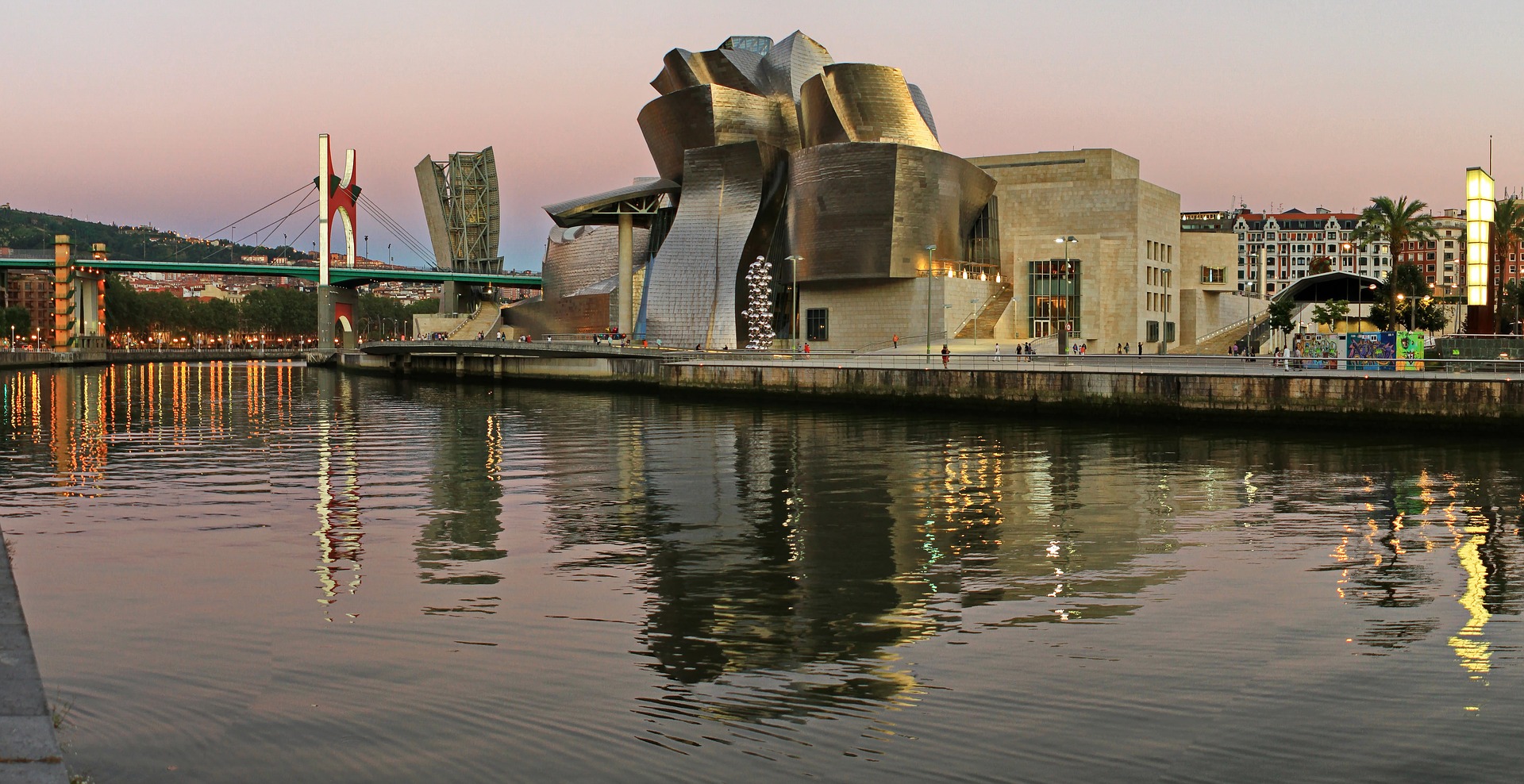 El Museo Guggenheim y el Bellas Artes abrirán el 1 de junio