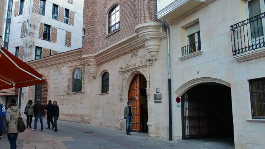 El albergue de peregrinos de Burgos vuelve a abrir sus puertas