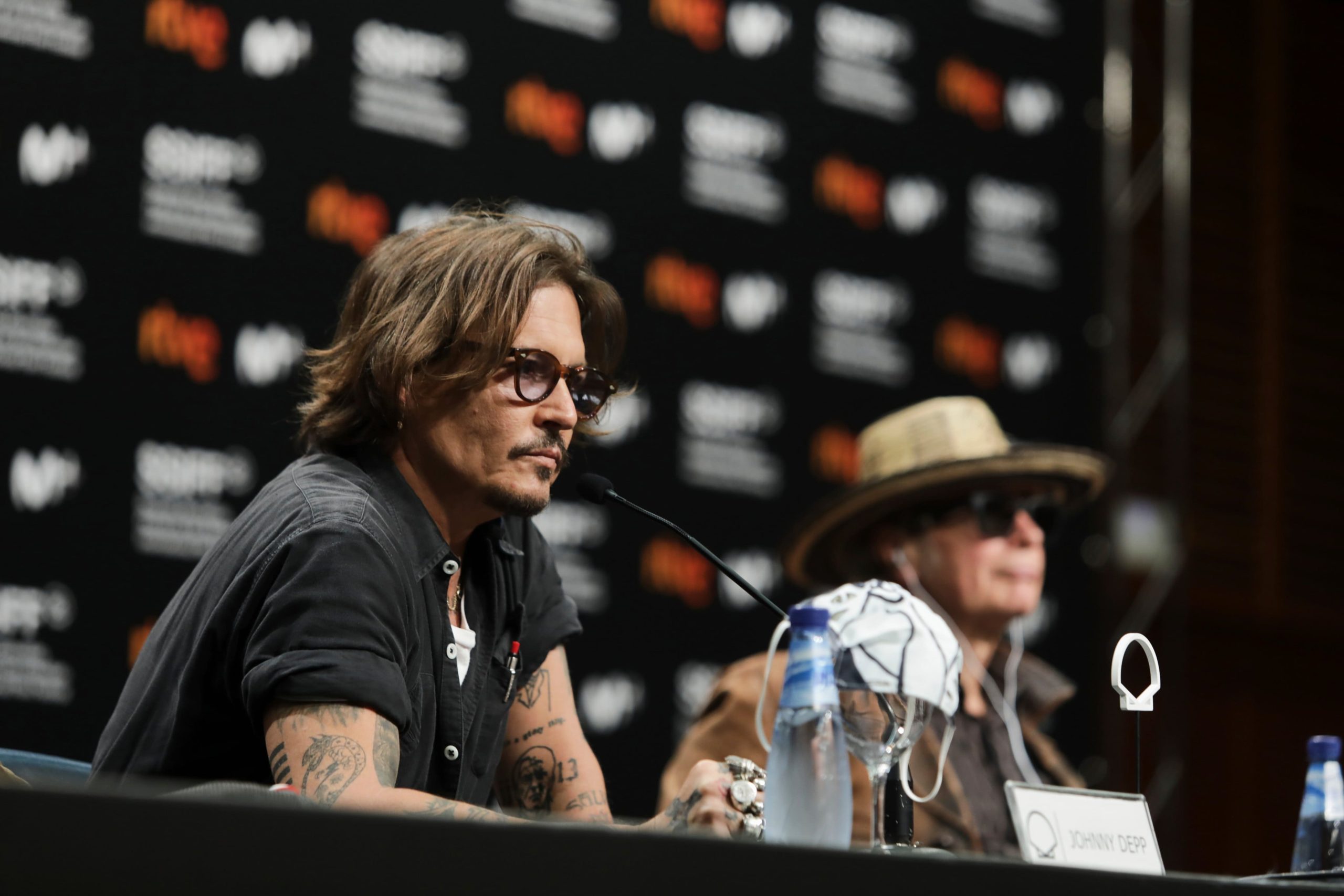 Johnny Depp presenta ‘Crock of Gold’ en el Festival de San Sebastián