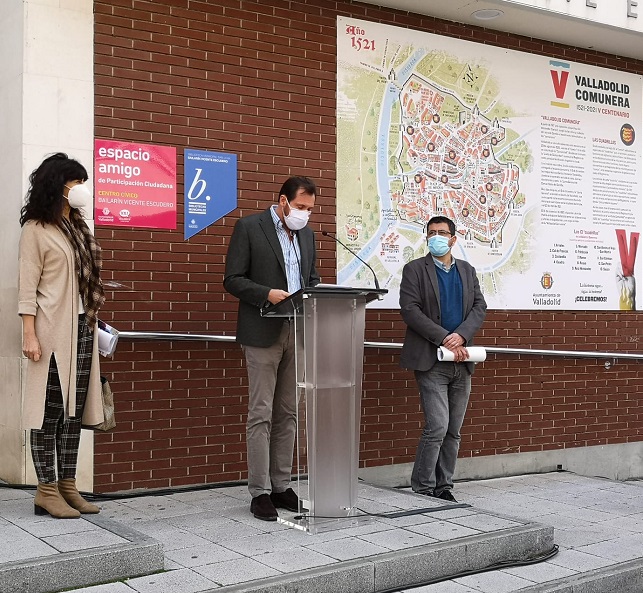 Trece paneles en los centros cívicos recuerdan a las cuadrillas de la Valladolid Comunera
