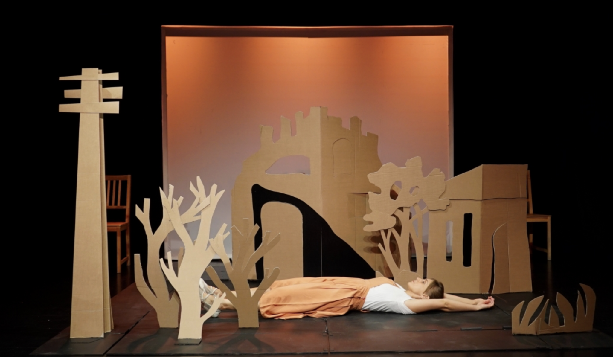 La obra de teatro Ludens en el Cultural Caja de Burgos