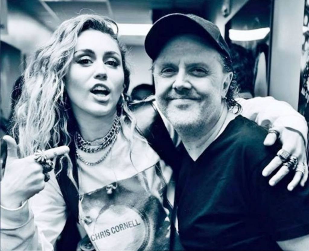 Miley Cyrus desvela las colaboraciones para su álbum de Metallica