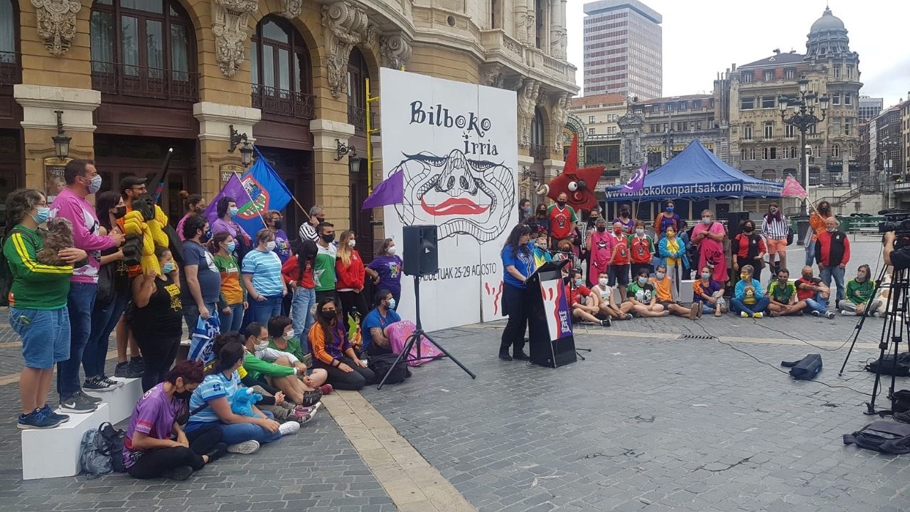 Bilboko Konpartsak presenta las jornadas culturales Bilboko Irria para el mes de agosto
