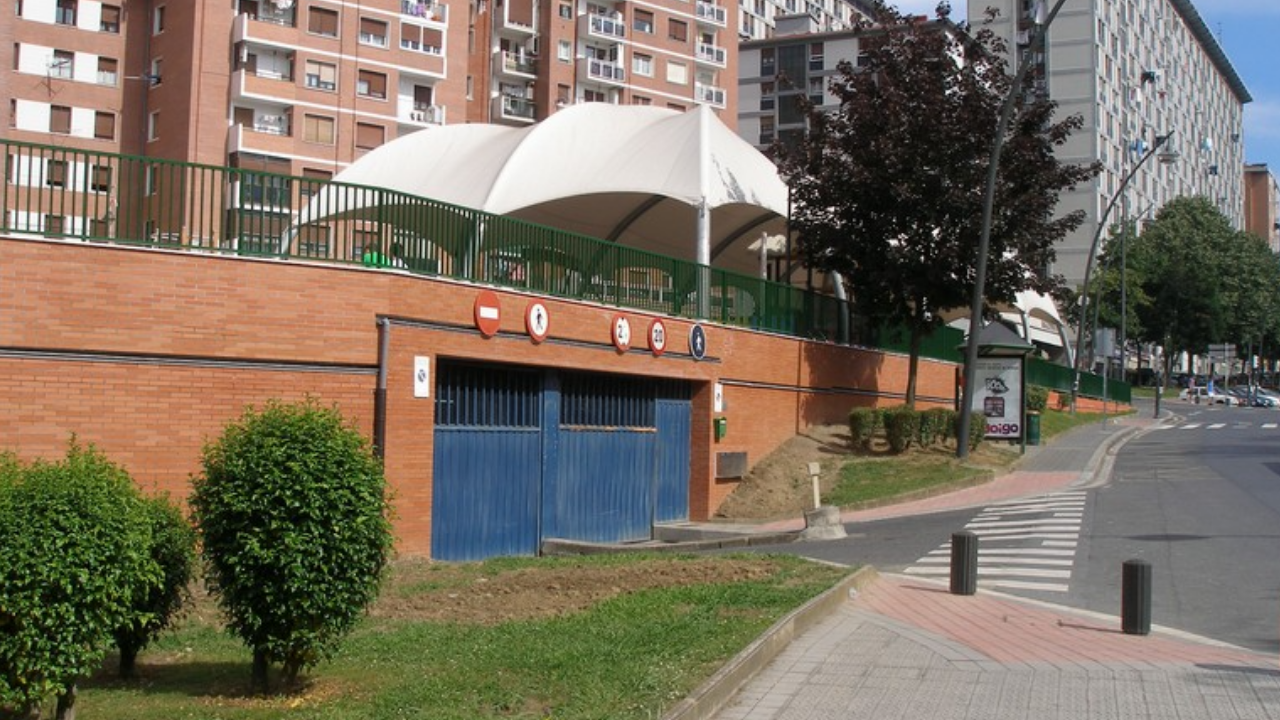 Ocupación de aparcamiento en Club Deportivo del Circo Amateur