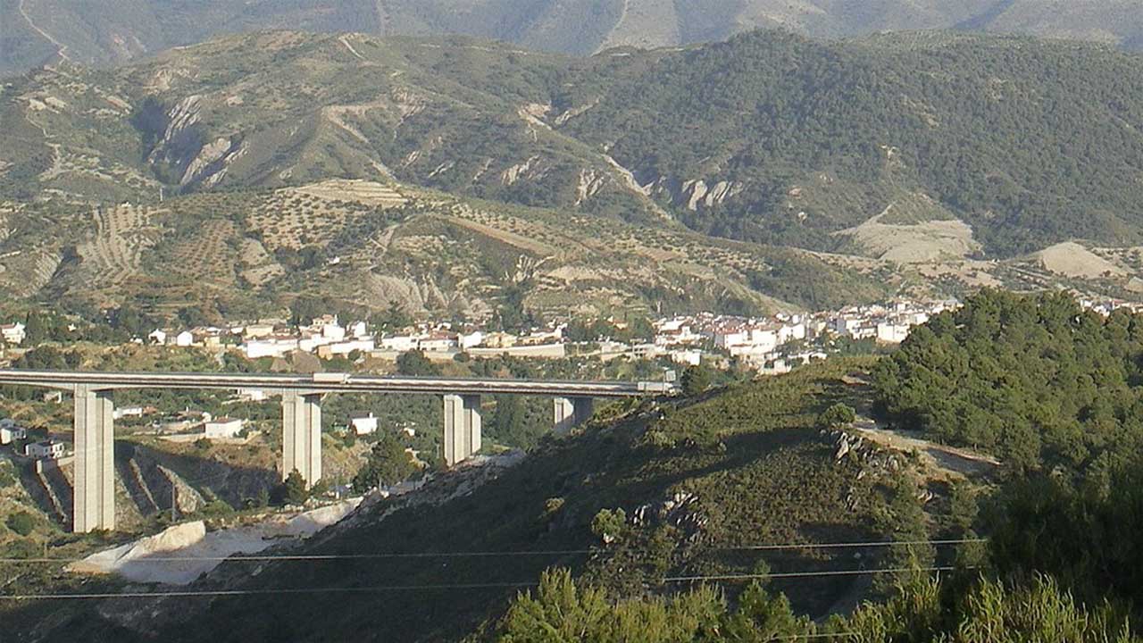 capacidad Surgir Valiente Puerto de la Mora y Parque natural de Sierra de Huétor, Granada