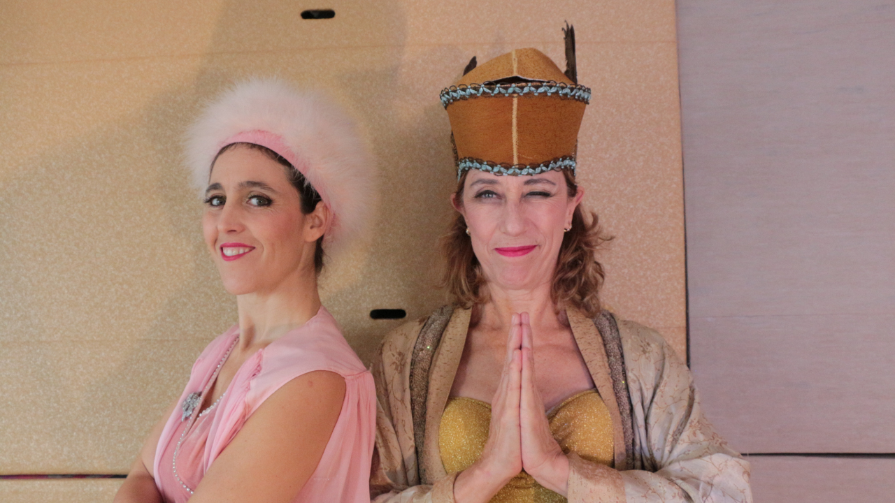 ‘Charadas’ fusiona danza, teatro y comedia en el Teatro Arriaga