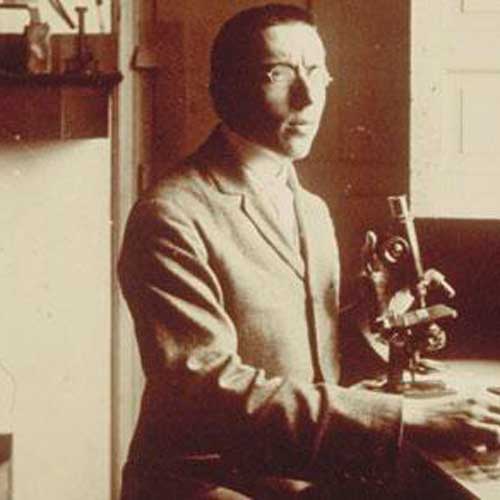 Antonio de Zulueta (1885-1971). Primer genetista de España en Museo Nacional de Ciencias Naturales en Madrid