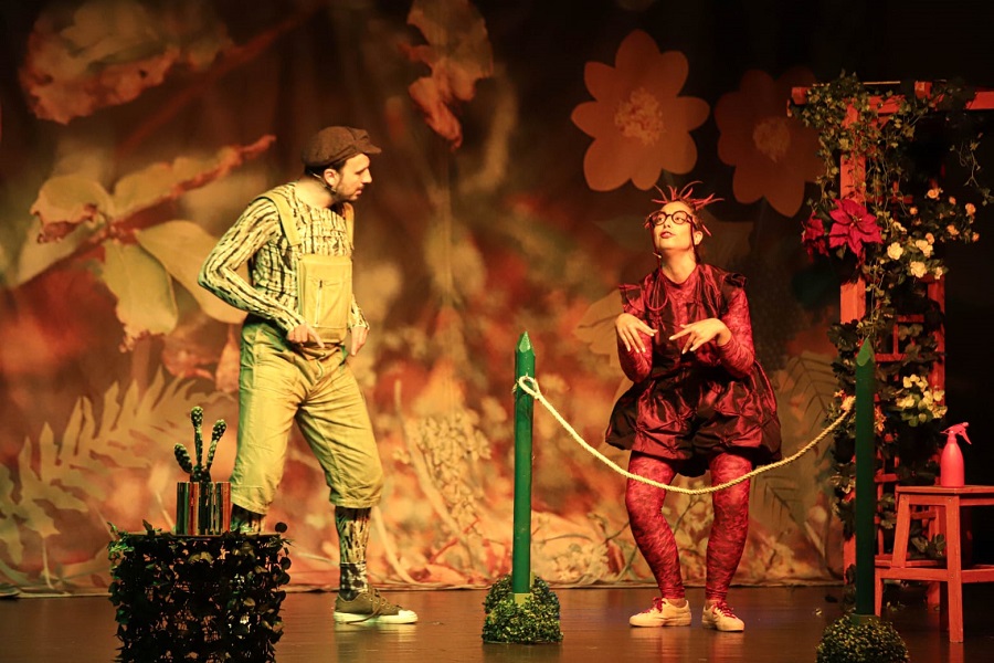 «A cigarra e a formiga», obra de teatro familiar en la Sala Ártika de Vigo