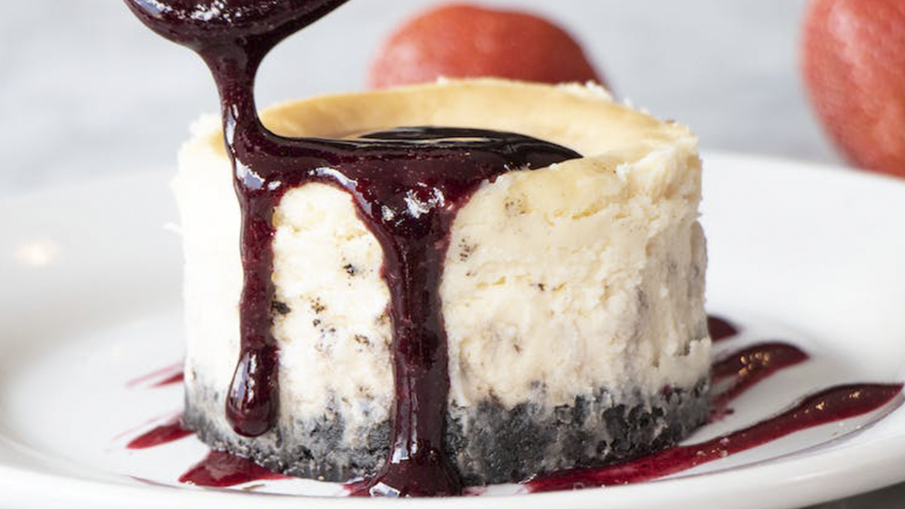 8 planes gastronómicos para disfrutar de la tarta de queso en España