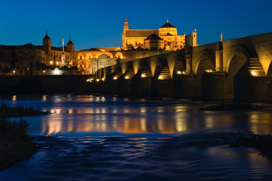 Espectáculos nocturnos en Córdoba para disfrutar durante todo el año