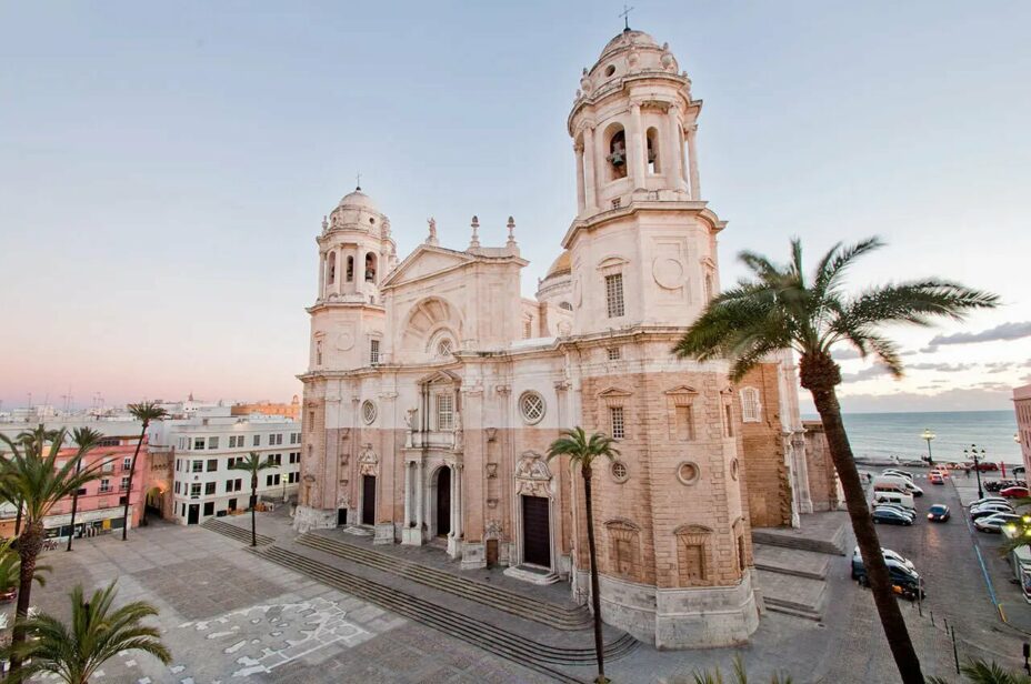 Catedral de Cádiz: curiosidades que tienes que descubrir