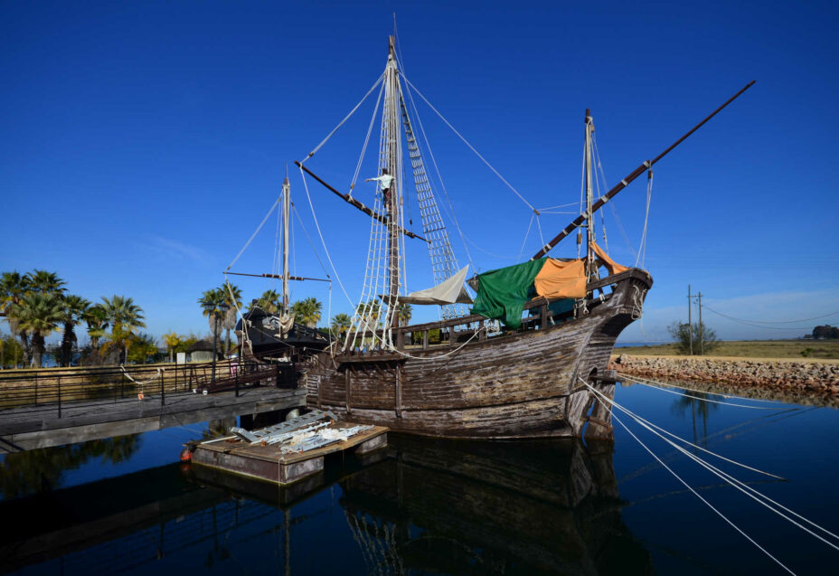 Descubre el Muelle de las Carabelas de Huelva, un viaje hacia 1492