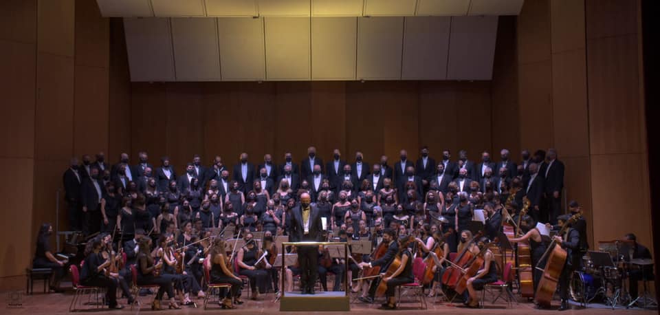 Concierto de la Orquesta Coral Casablanca en el auditorio de Castrelos de Vigo