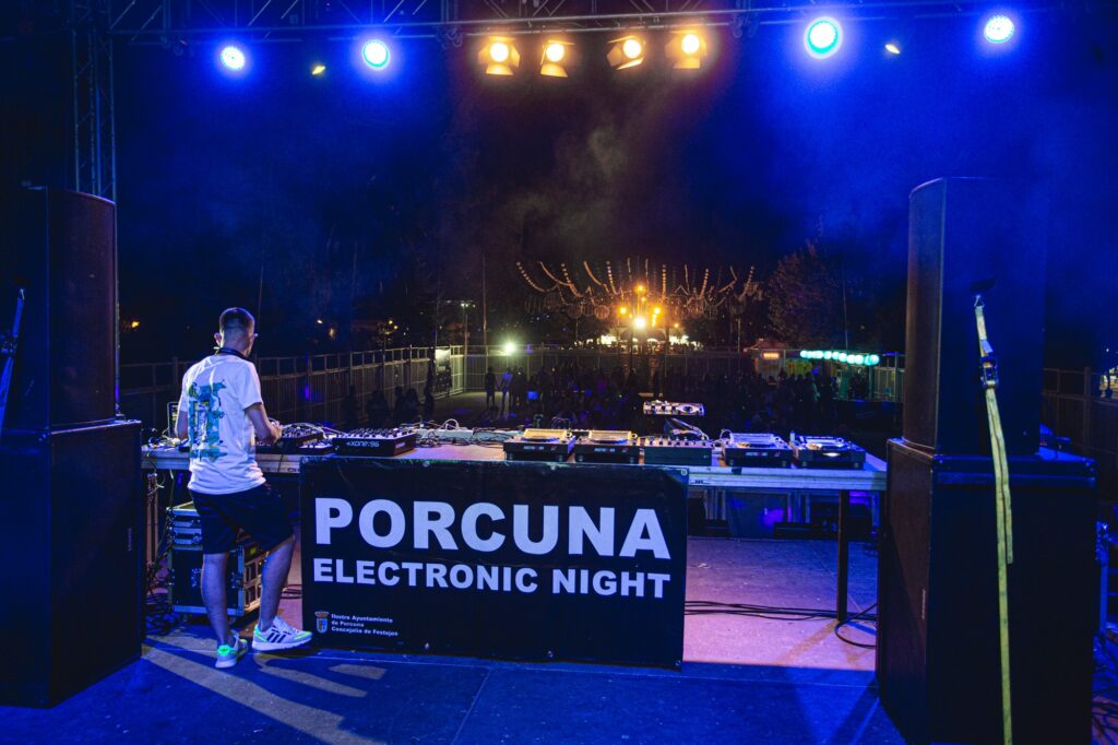 porcuna electronic night