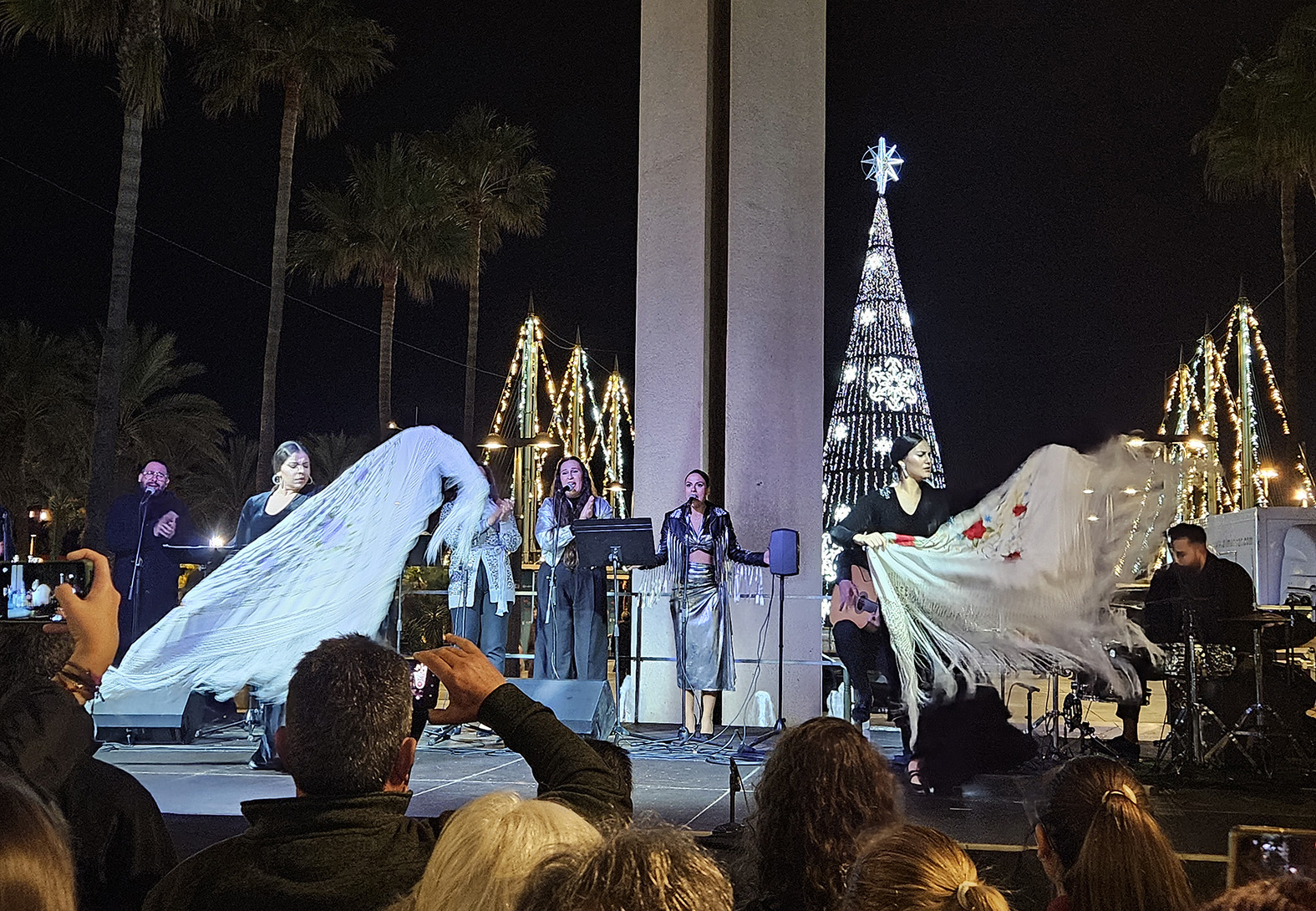 Programación de Navidad en la Plaza de las Velas de Almería